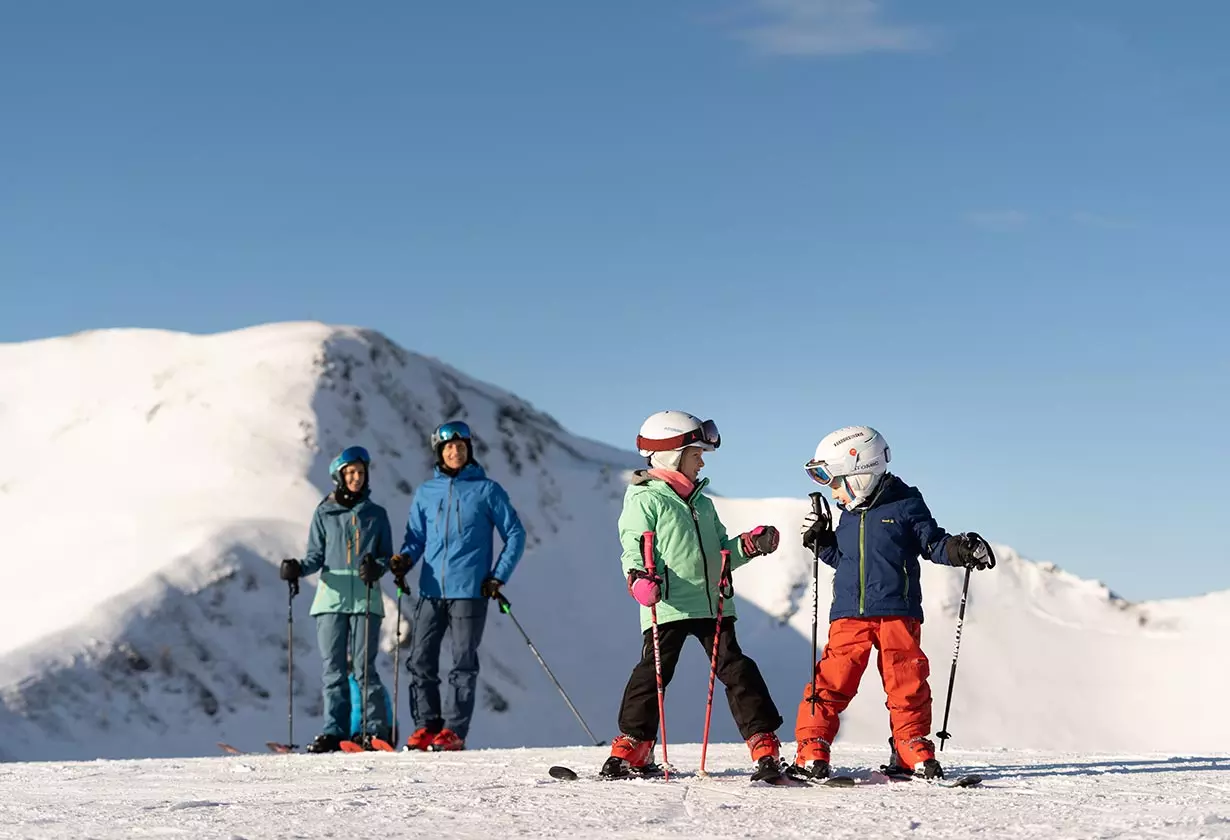 familie skischule saalbach fuerstauer